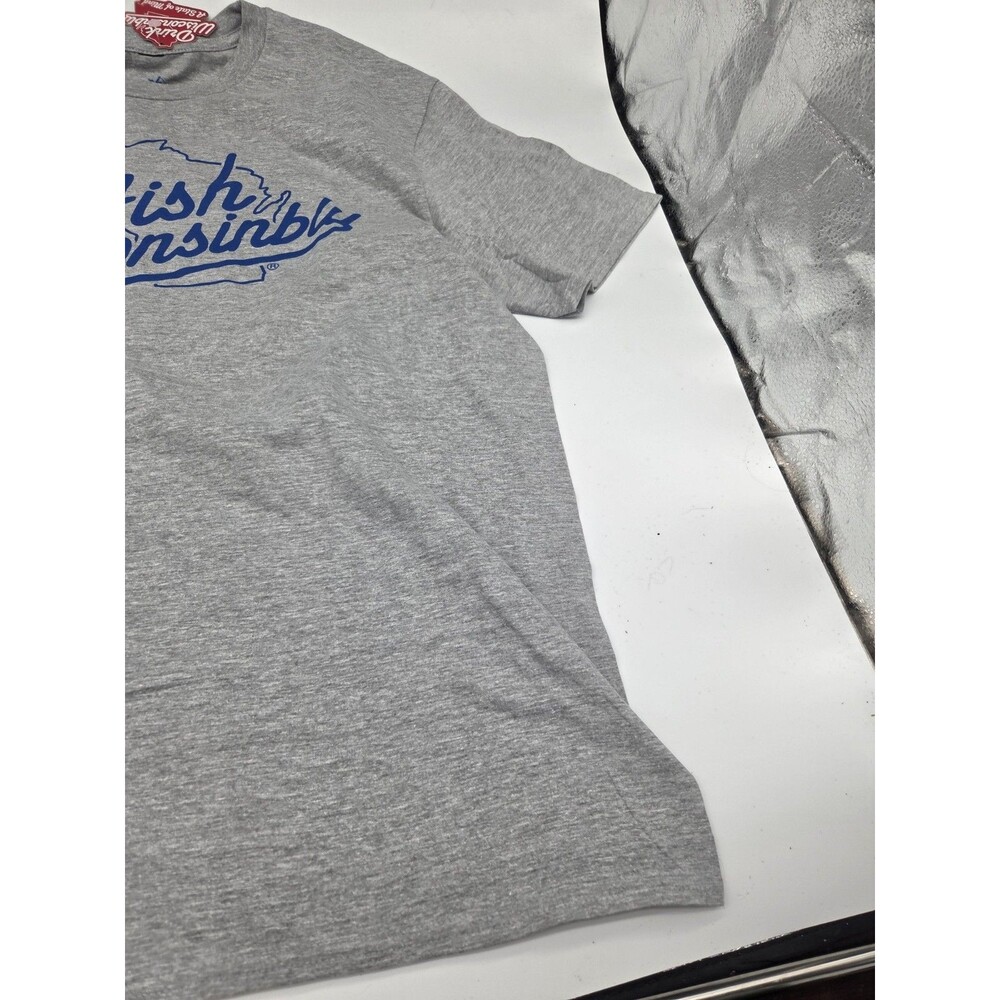 Fish Wisconsibly Humourous Wisconsin Fishing Gray T Shirt Size XL - Picture 8 of 13